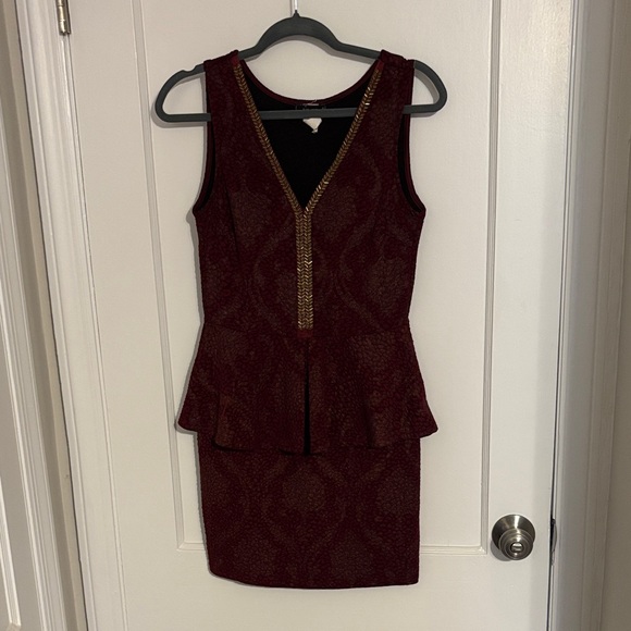 Kimcine Dresses & Skirts - Elegant Burgundy Mini Dress